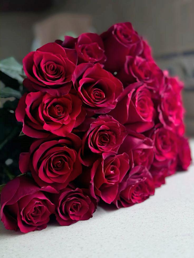 RiftMeadowLinen workshop space where corporate flower arrangements are designed and prepared for business delivery